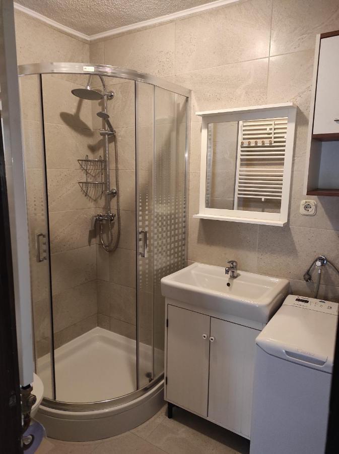 Holiday Home Mreznica Gornji Zvečaj Eksteriør billede