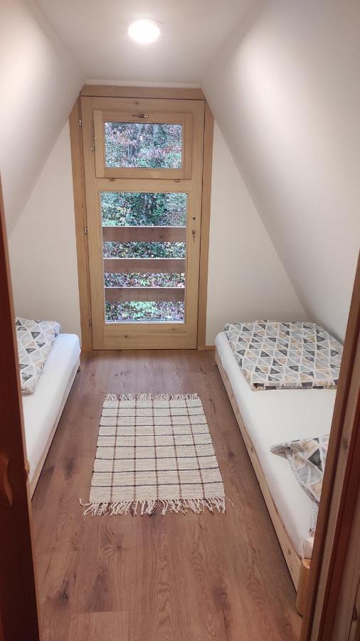 Holiday Home Mreznica Gornji Zvečaj Eksteriør billede