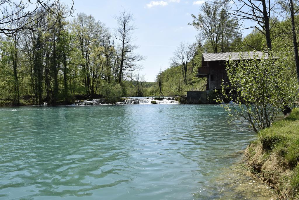 Holiday Home Mreznica Gornji Zvečaj Eksteriør billede